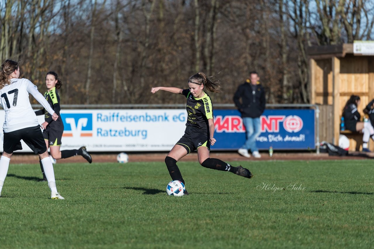 Bild 205 - B-Juniorinnen MSG Steinhorst Krummesse - SV Frisia 03 Risum Lindholm : Ergebnis: 0:5